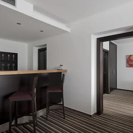 Parkhotel Congress Center Ξενοδοχείο 4*