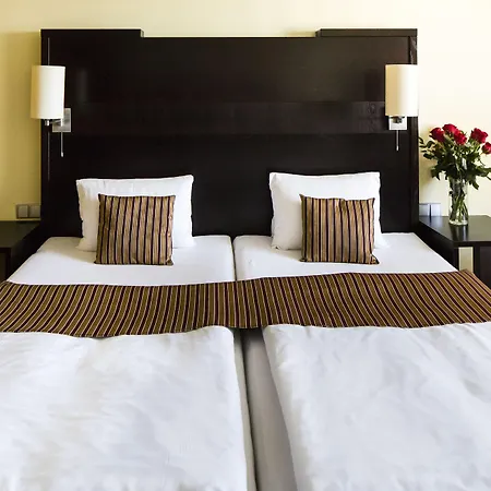 Hotell Parkhotel Congress Center 4*