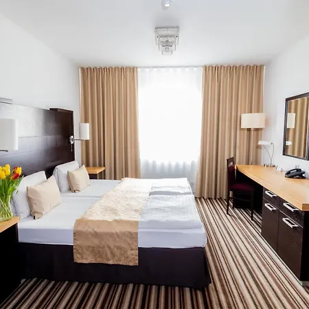 Parkhotel Congress Center فندق 4*