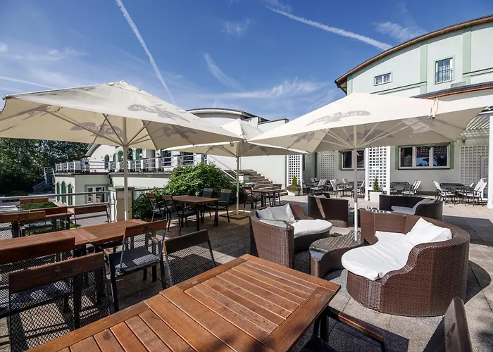 Hotell Parkhotel Congress Center 4*