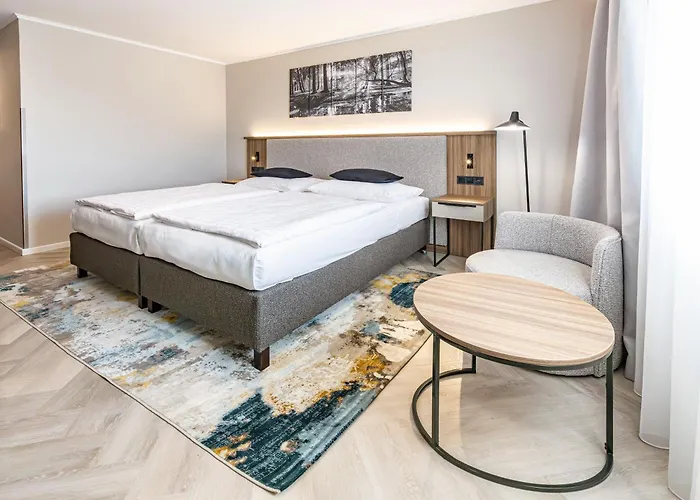 Hotell Parkhotel Congress Center 4*